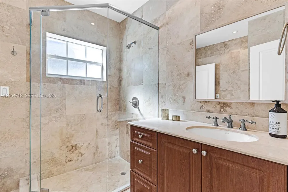 265 Palm Ave Miami Beach, FL 33139