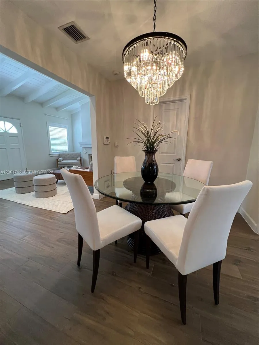 265 Palm Ave Miami Beach, FL 33139