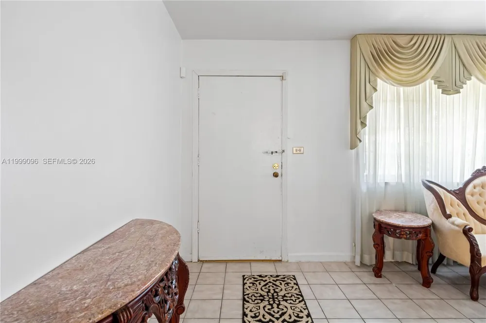 11298 NW 21st Ct Miami, FL 33167