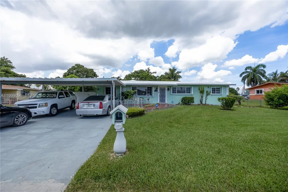 11298 NW 21st Ct Miami, FL 33167
