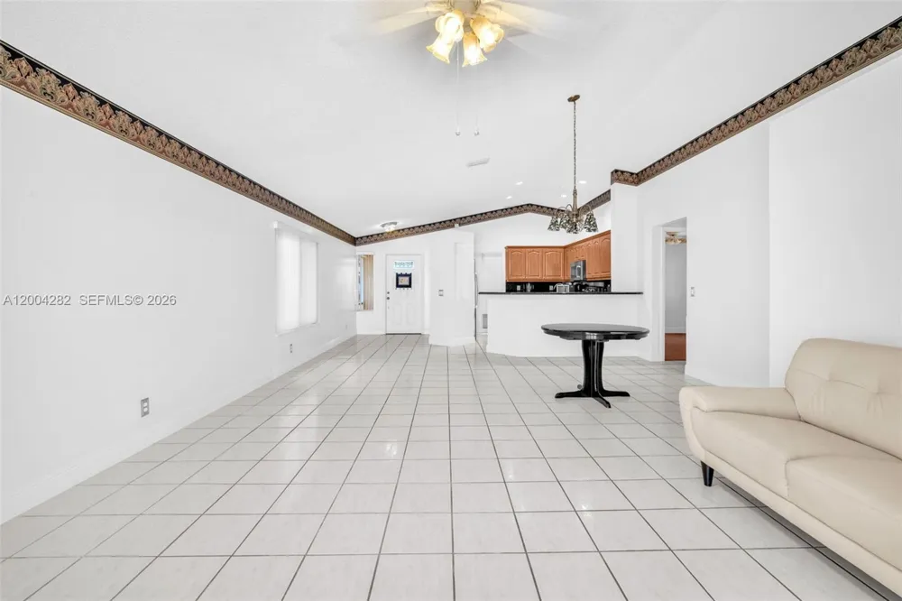 1600 Salerno Cir Weston, FL 33327