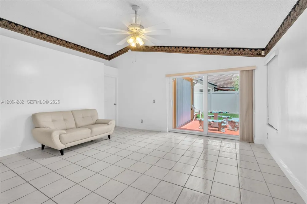1600 Salerno Cir Weston, FL 33327