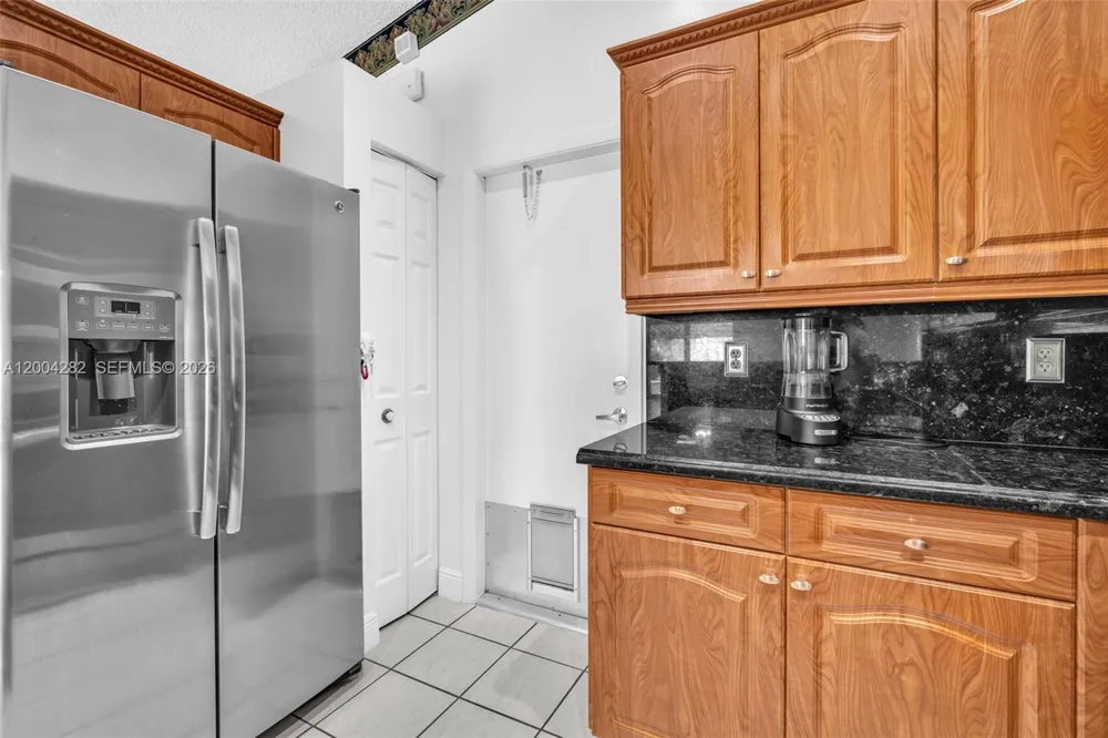 1600 Salerno Cir Weston, FL 33327
