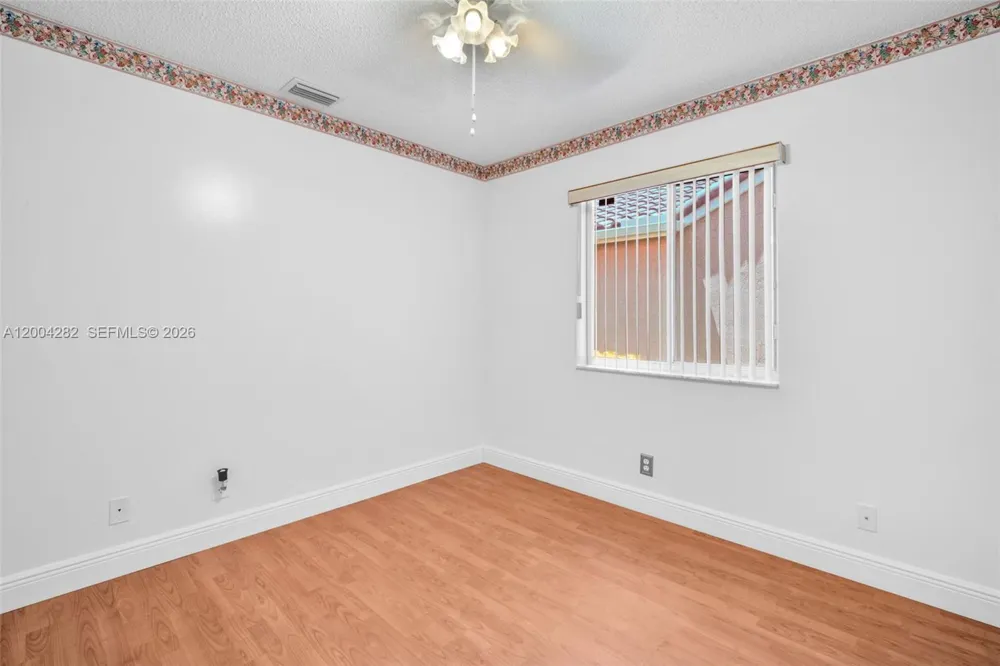 1600 Salerno Cir Weston, FL 33327