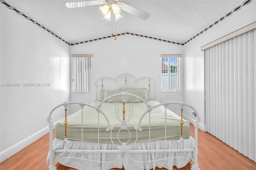 1600 Salerno Cir Weston, FL 33327