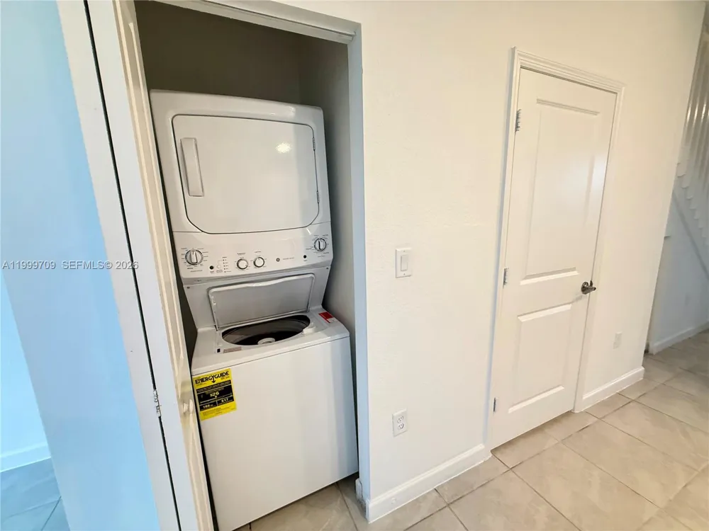 12223 NW 23rd Pl Miami, FL 33167