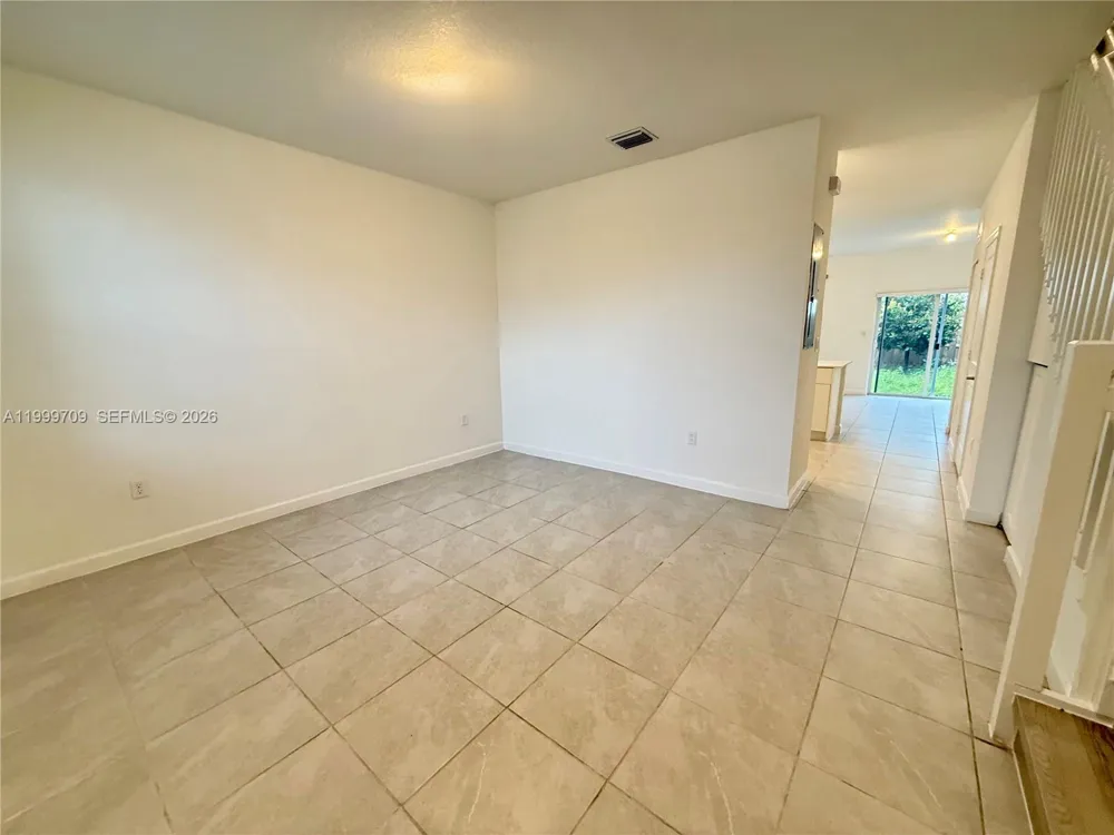 12223 NW 23rd Pl Miami, FL 33167