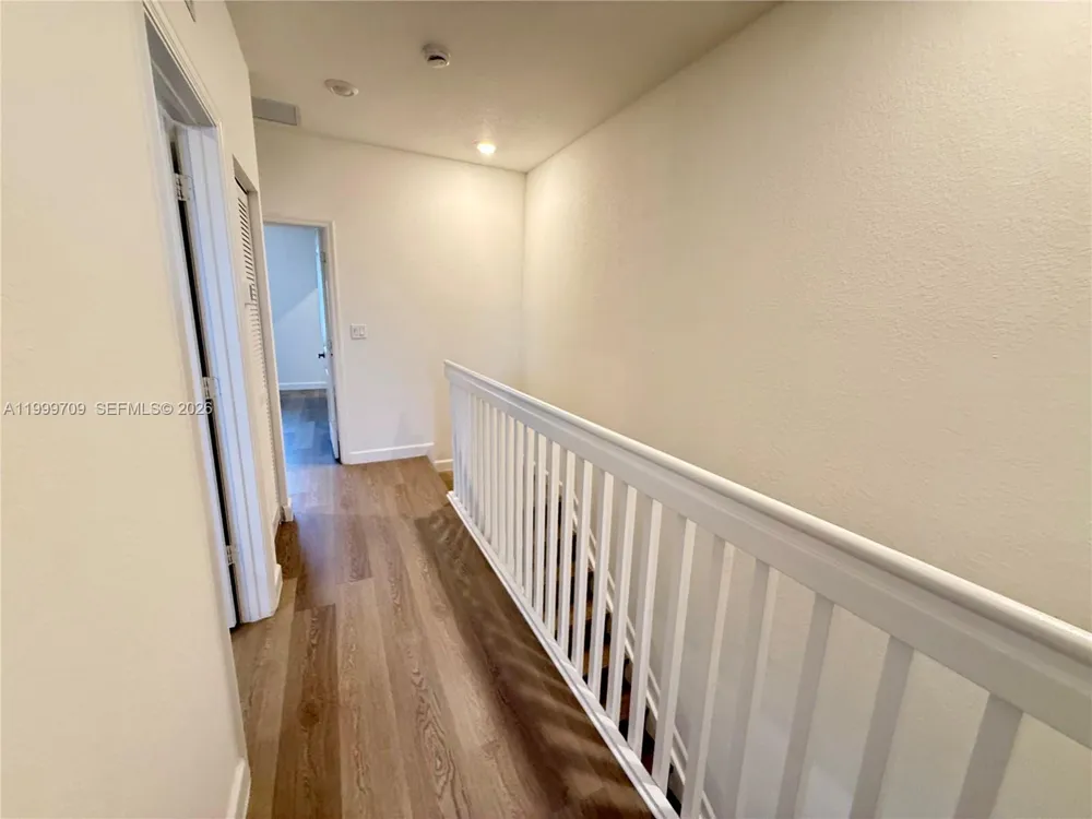 12223 NW 23rd Pl Miami, FL 33167