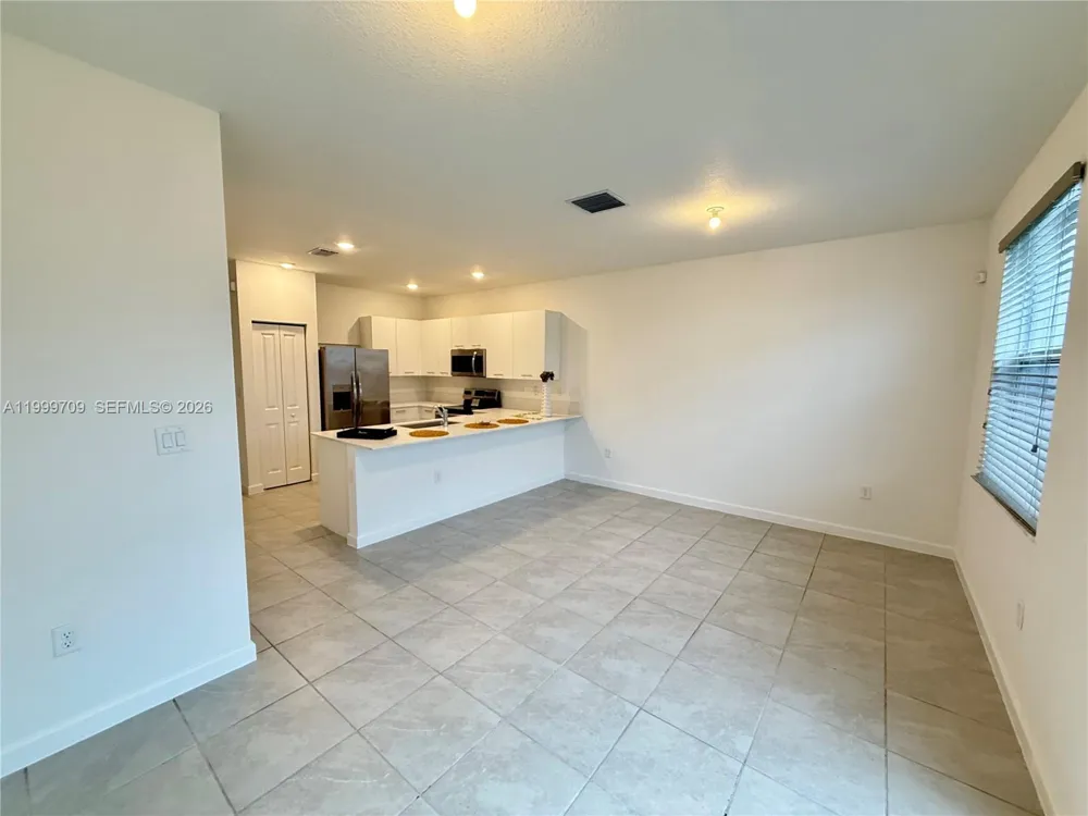 12223 NW 23rd Pl Miami, FL 33167