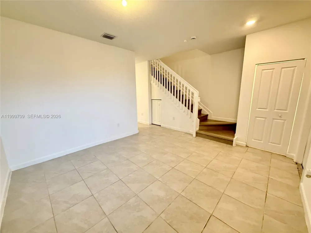 12223 NW 23rd Pl Miami, FL 33167