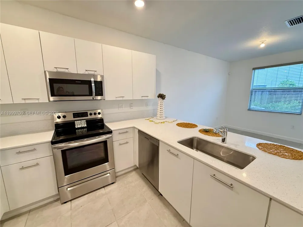 12223 NW 23rd Pl Miami, FL 33167