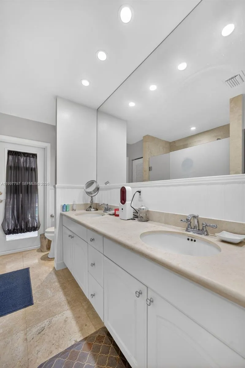 19745 SW 244th St Homestead, FL 33031