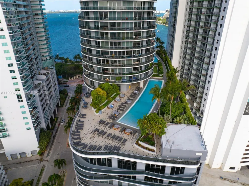 488 NE 18th St #715 Miami, FL 33132
