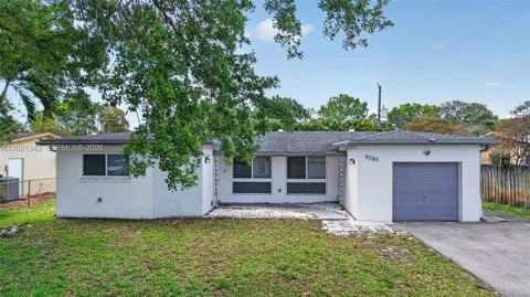 9280 SW 55th Ct