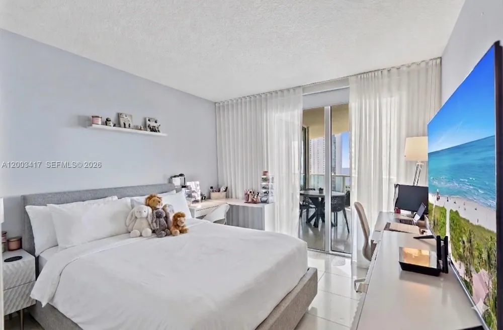 250 Sunny Isles Blvd #3-1606 Sunny Isles Beach, FL 33160