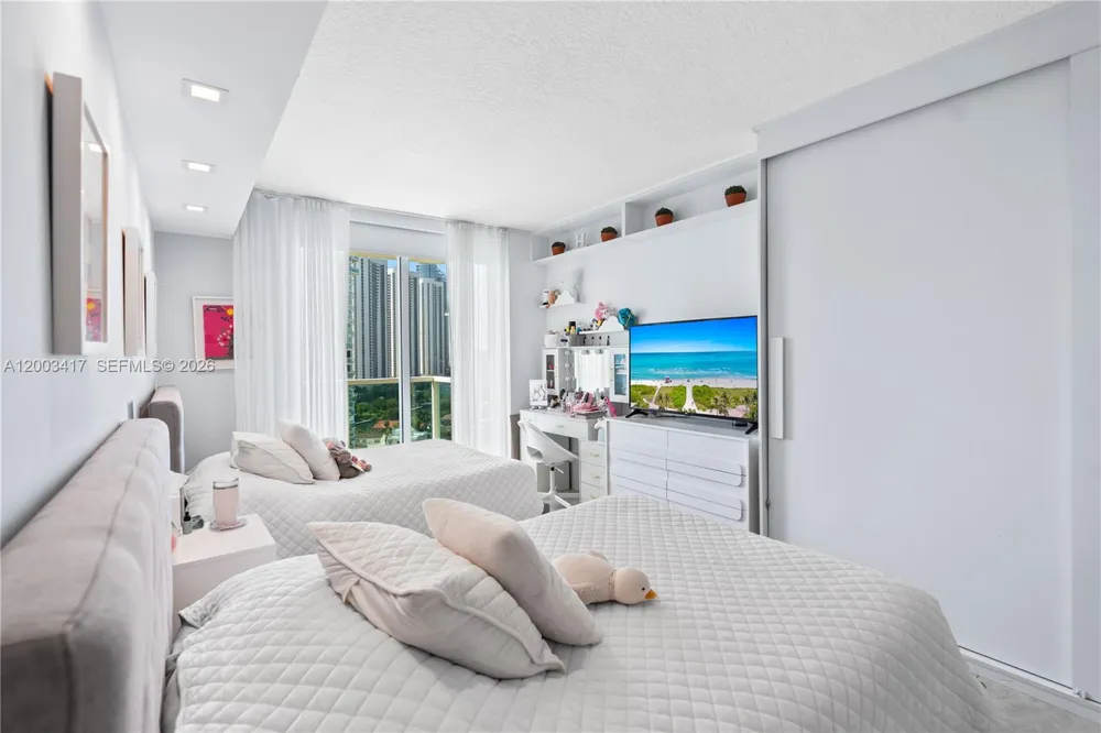250 Sunny Isles Blvd #3-1606 Sunny Isles Beach, FL 33160