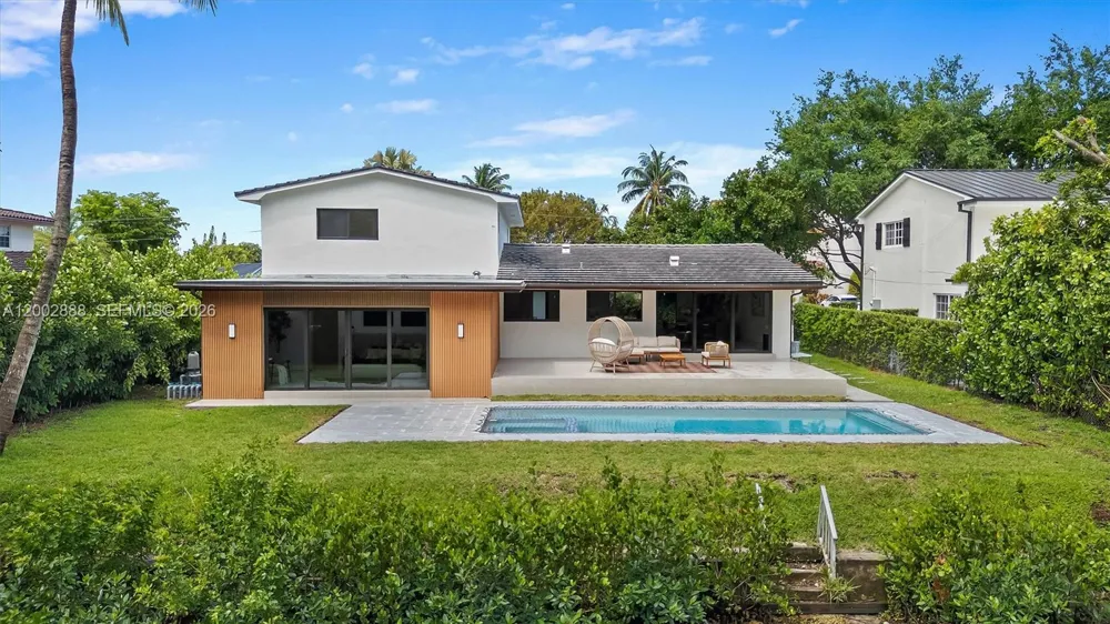 19731 NE 24th Ave Miami, FL 33180