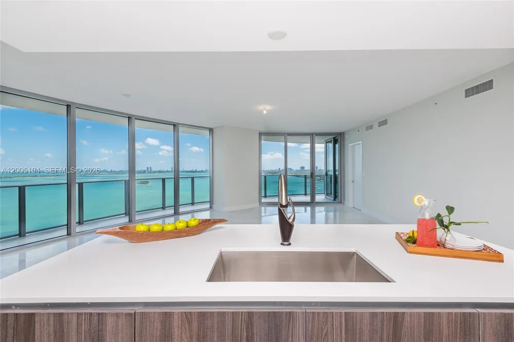 488 NE 18th St #4515 Miami, FL 33132