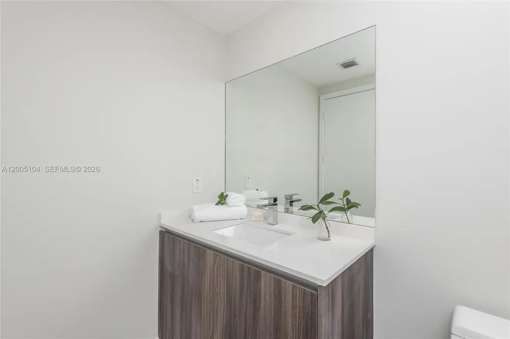488 NE 18th St #4515 Miami, FL 33132