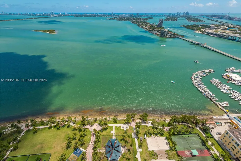 488 NE 18th St #4515 Miami, FL 33132
