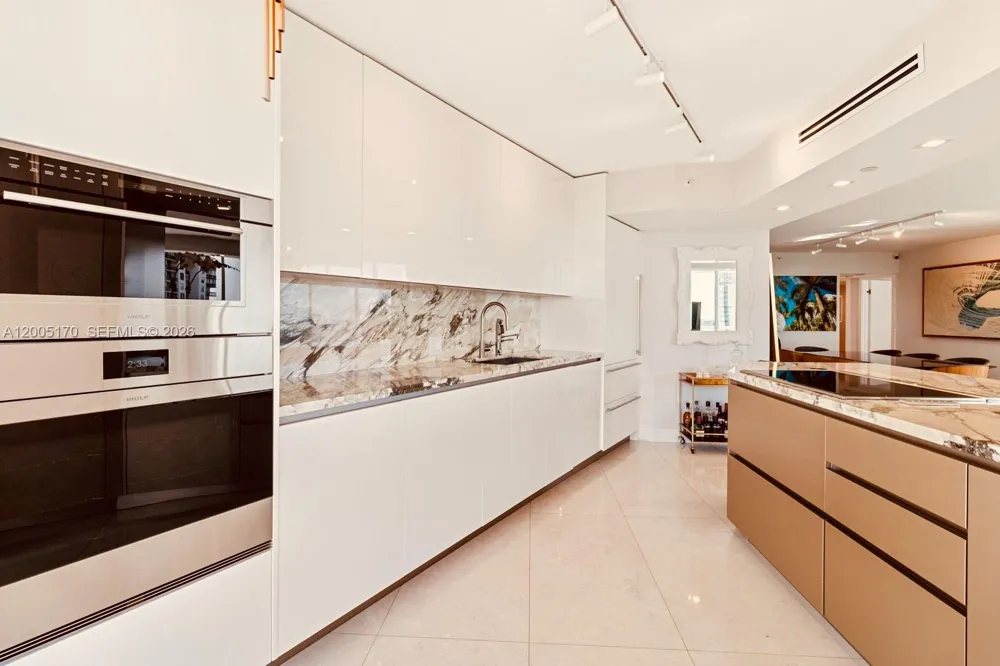 2127 Brickell Ave #1505 Miami, FL 33129