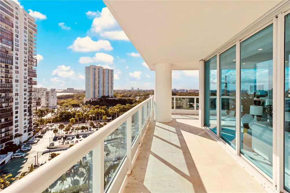 2127 Brickell Ave #1505 Miami, FL 33129