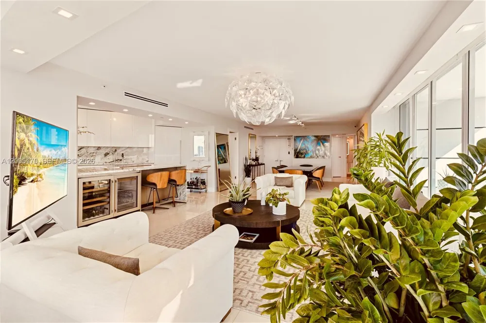 2127 Brickell Ave #1505 Miami, FL 33129