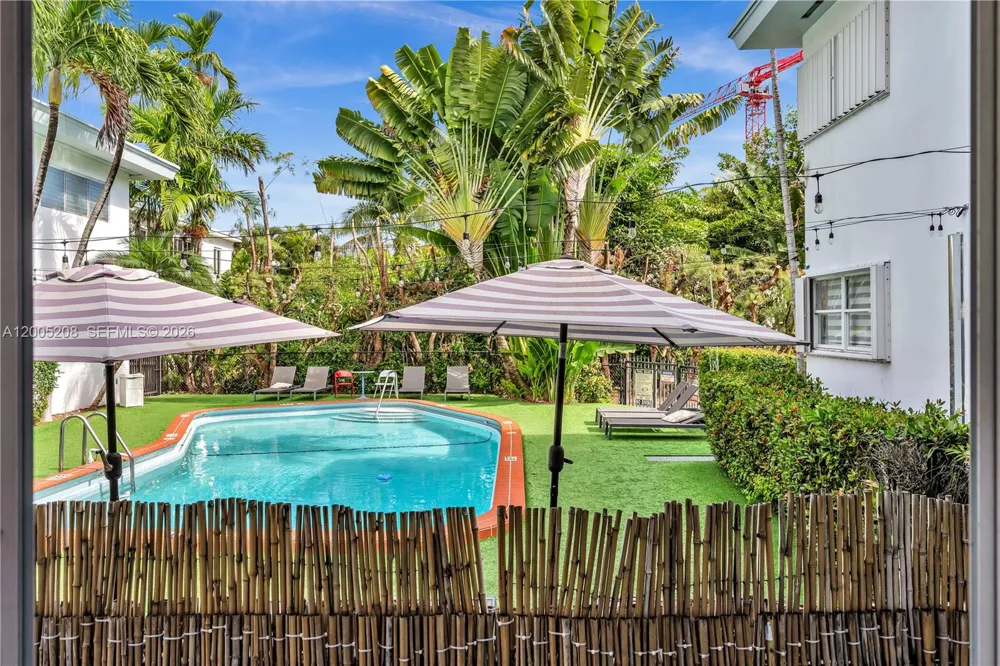 10006 E Bay Harbor Dr #11 Bay Harbor Islands, FL 33154