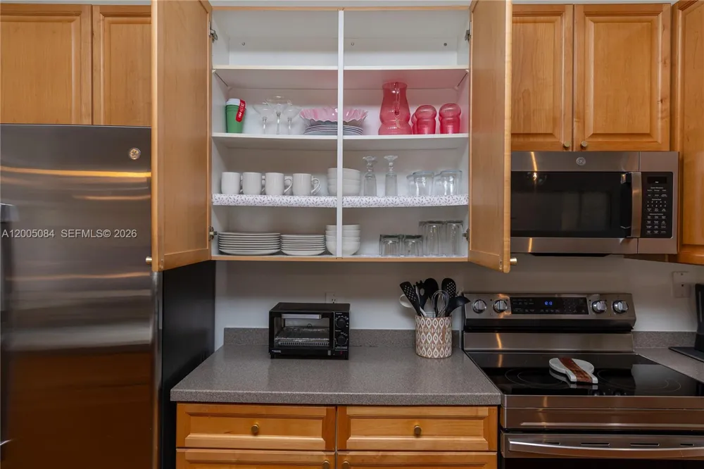 1896 Crestview Way Naples, FL 34119