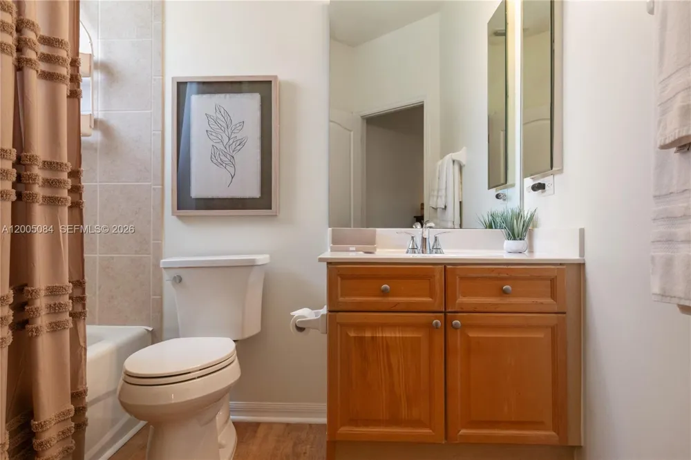 1896 Crestview Way Naples, FL 34119