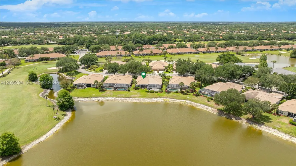 1896 Crestview Way Naples, FL 34119