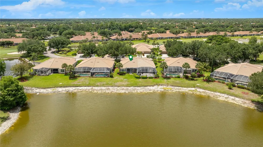 1896 Crestview Way Naples, FL 34119