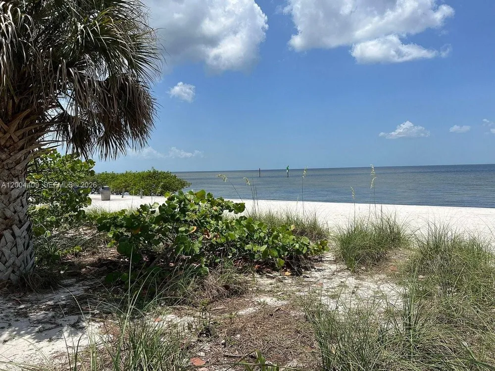 2356 Highland Punta Gorda, FL 33983