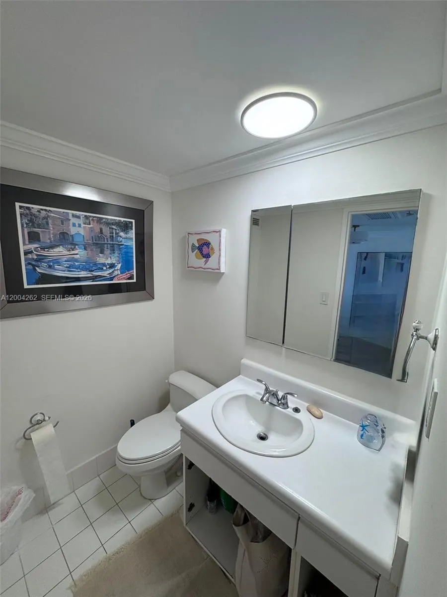 5151 Collins Ave #436 Miami Beach, FL 33140