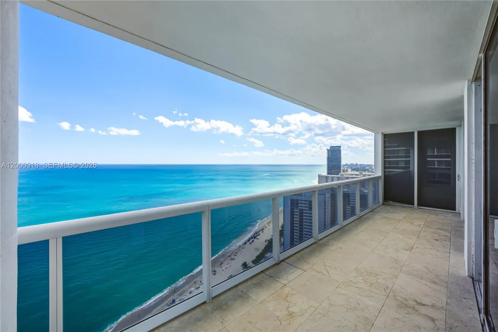1850 S Ocean Dr #3301 Hallandale Beach, FL 33009