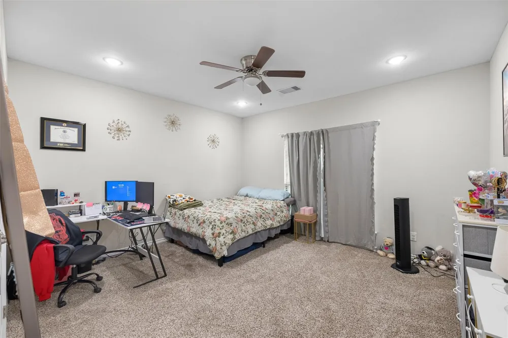 1116 Washington Street Columbus, TX 78934