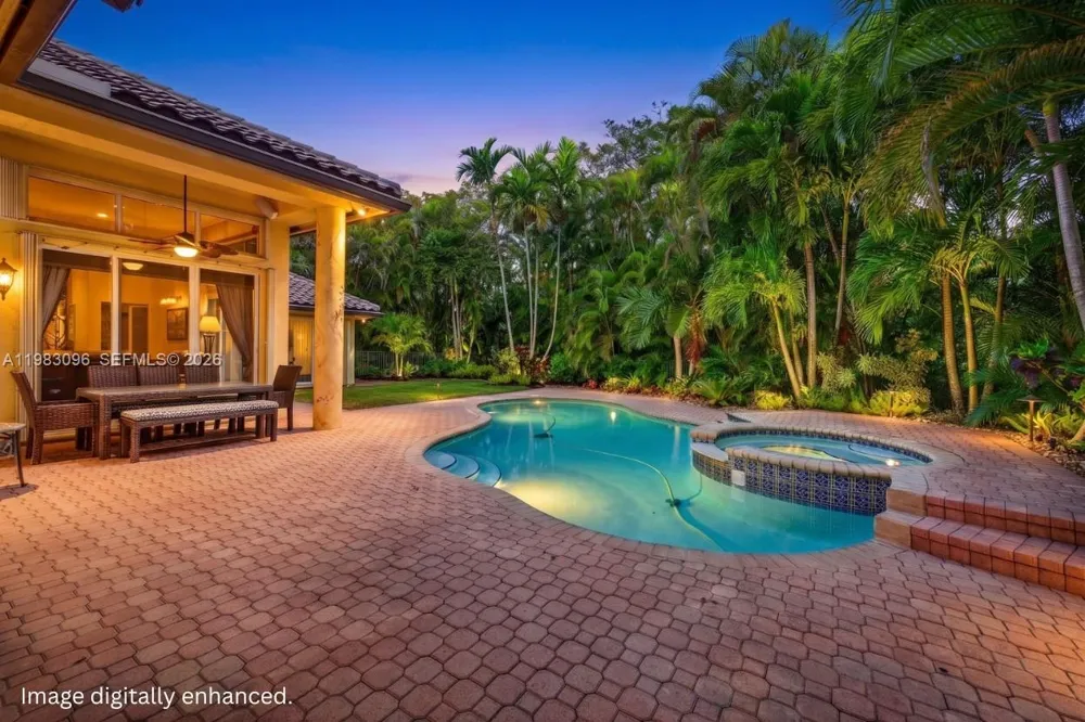 1083 SW 156th Ter