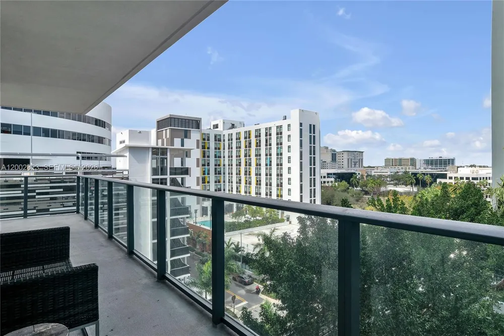 2960 NE 207 TH ST #705 Aventura, FL 33180
