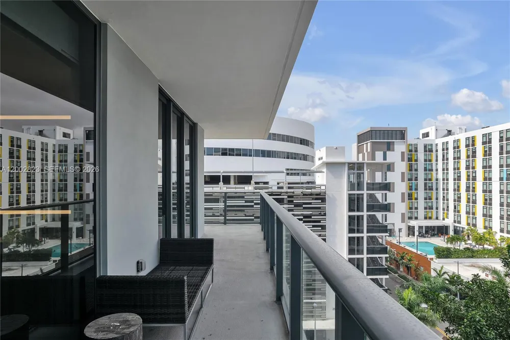2960 NE 207 TH ST #705 Aventura, FL 33180