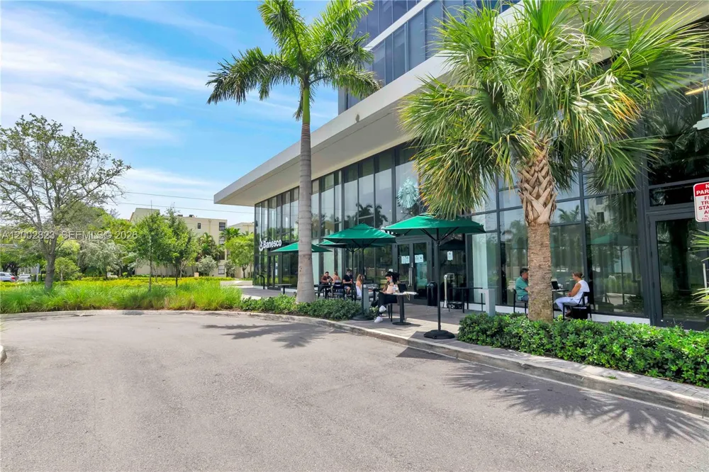 2960 NE 207 TH ST #705 Aventura, FL 33180