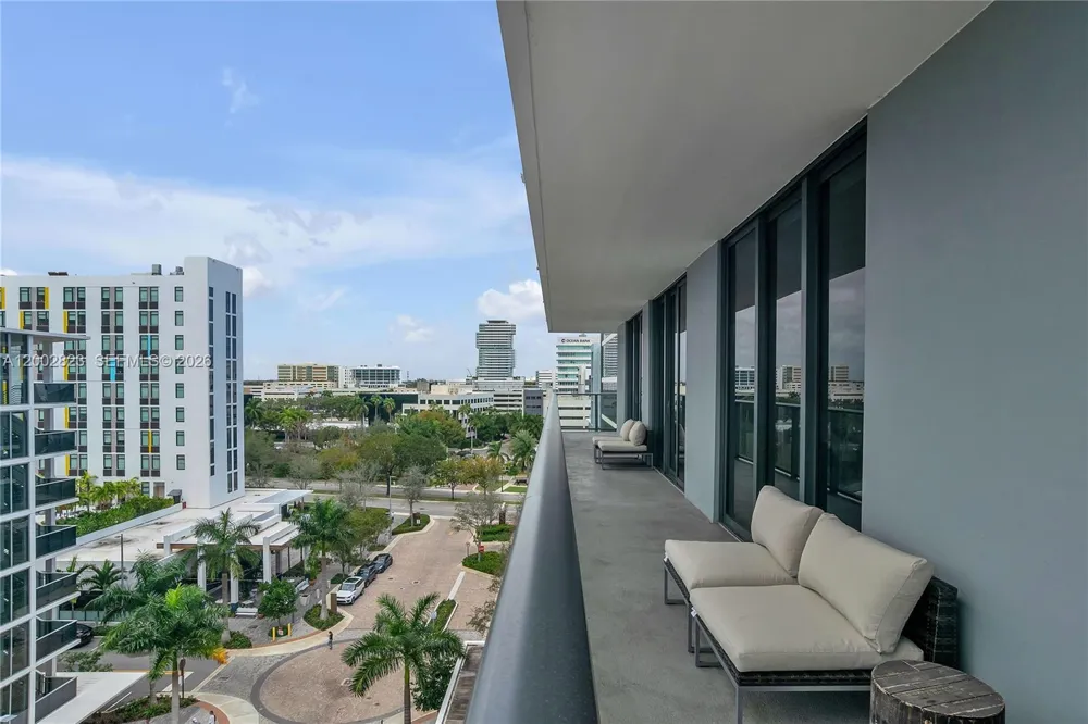 2960 NE 207 TH ST #705 Aventura, FL 33180
