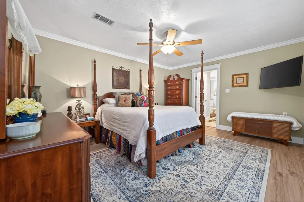 130 Fairway Loop Coldspring, TX 77331