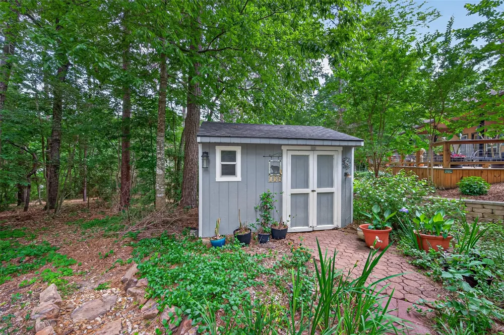 130 Fairway Loop Coldspring, TX 77331