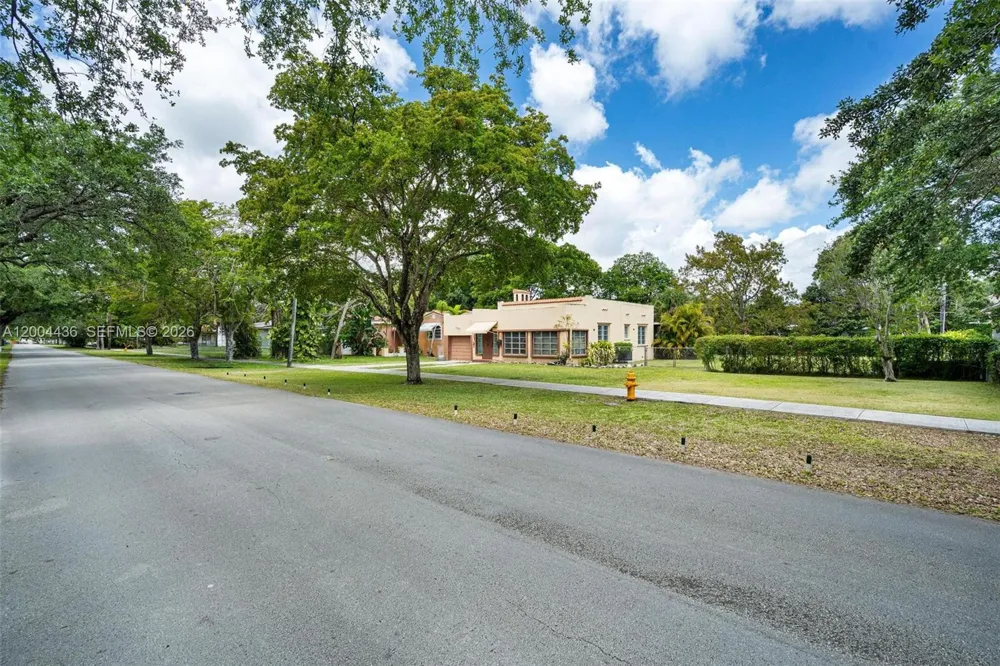 57 Melrose Dr Miami Springs, FL 33166