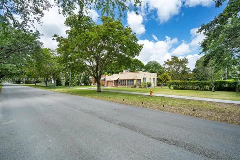 57 Melrose Dr
