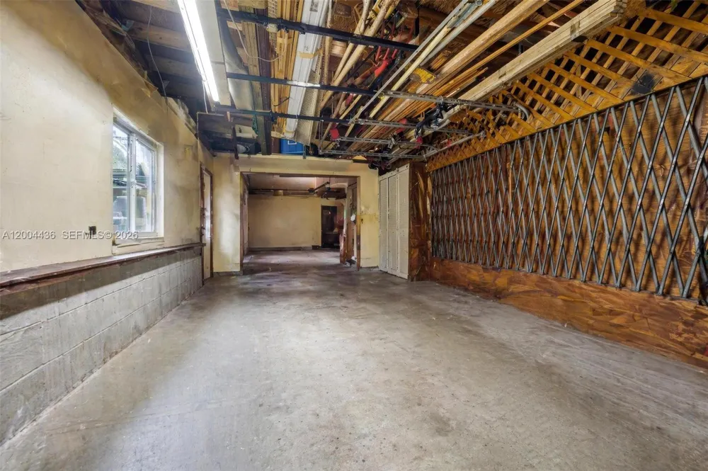 57 Melrose Dr Miami Springs, FL 33166