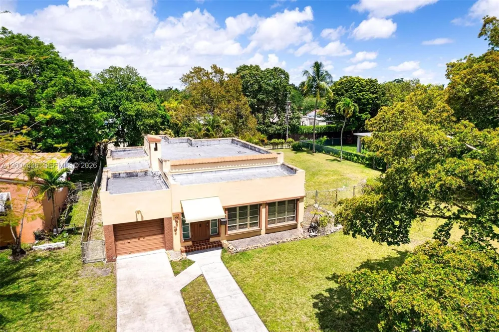 57 Melrose Dr Miami Springs, FL 33166