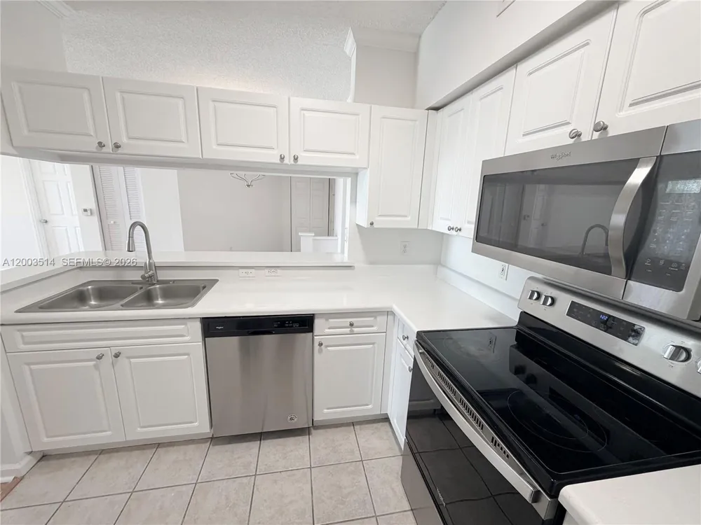 17100 Bay Rd #1913 Sunny Isles Beach, FL 33160