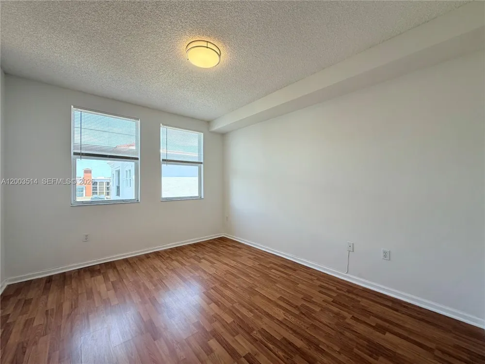 17100 Bay Rd #1913 Sunny Isles Beach, FL 33160