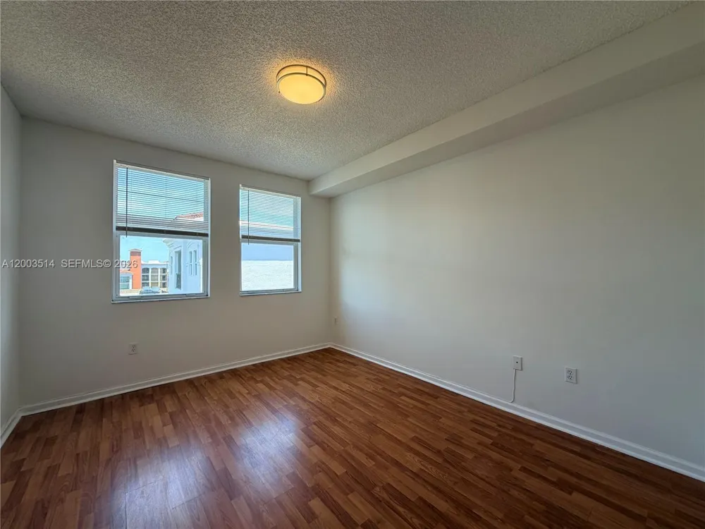 17100 Bay Rd #1913 Sunny Isles Beach, FL 33160